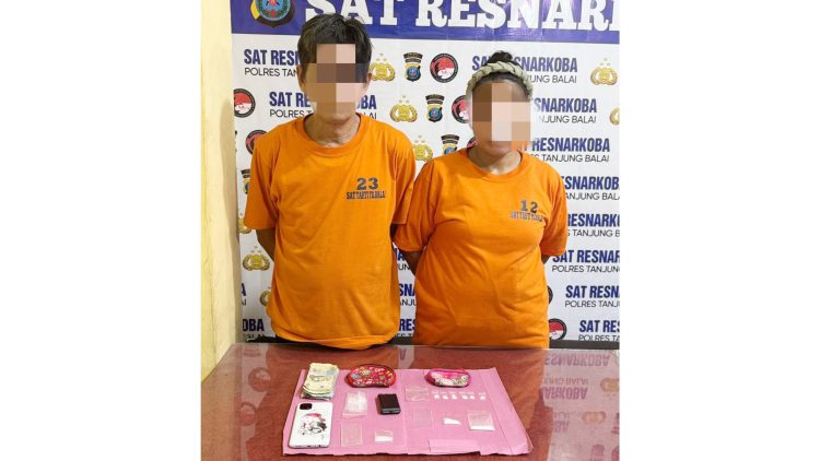 tersangka, M alias N dan S alias T beserta barang bukti