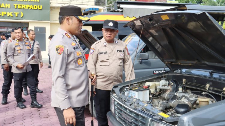 Kapolres Tanjungbalai AKBP Welman Feri, S.I.K. M.I.K, melakukan pengecekan langsung kondisi dan kelayakan kendaraan dinas