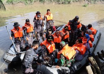 Kapolres Tanjungbalai AKBP Welman Feri, SIK, MIK bersama Forkopimda mengikuti kegiatan Karya Bhakti
