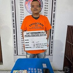 Tersangka ZAP dan barang bukti