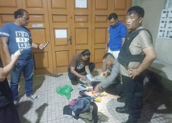 Kapolsek Siantar Selatan IPTU Priston Simbolon bersama melalui personil Satuan Intelkam respon cepat pengecekan loksi penemuan satu buah tas mencurigakan di jalan Gereja