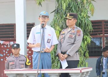 Wakapolres Tanjungbalai Kompol MP. Pardede SH melaksanakan kegiatan Program Police Goes to School di SMA Negeri 1