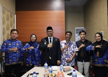 Wakil Wali Kota Muhammad Fadly Abdina didampingi Kepala BPKPD Siti Fatimah, Kabid Aset Safrida dan jajaran mengikuti Rapat Pembahasan Percepatan Program 3 Juta Rumah MBR di Provinsi Sumatera Utara