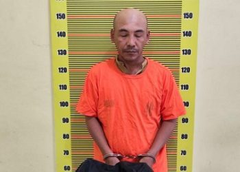 Pelaku penyeludupan 1 kg sabu yang akan dikirim ke Pekanbaru. (Foto Ist)