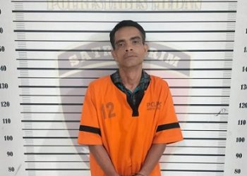 Pelaku maling kotak amal Masjid Al Barkah yang ditangkap Polsek Medan Timur. (Foto Ist)