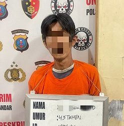 Pelaku penganiayaan, A alias D