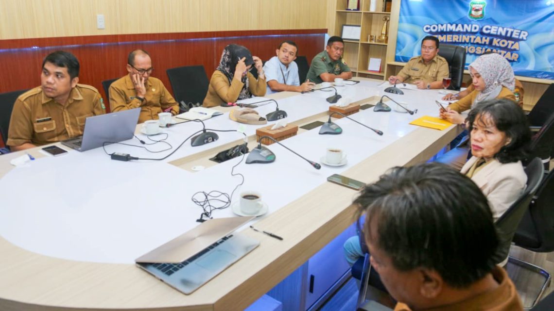 Wali Kota Pematangsiantar Wesly Silalahi dan TPID Kota Pematangsianțar Ikuti Rakor Pengendalian Inflasi Dirangkai Evaluasi Dukungan Program 3 Juta Rumah