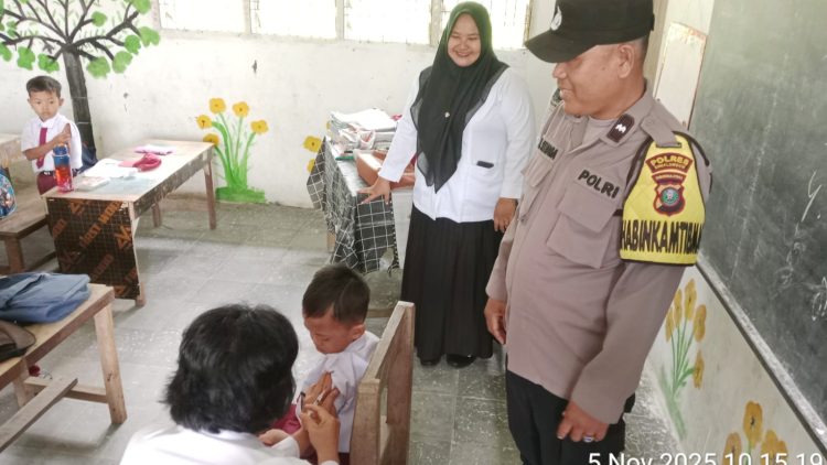 Bhabinkamtibmas Polsek Bosar Maligas Dampingi Kegiatan BIAS kepada Siswa Siswi SD