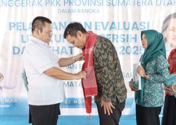 Wali Kota Pematangsiantar Wesly Silalahi SH MKn menghadiri Evaluasi Lomba Lingkungan Bersih dan Sehat (LBS) Tahun 2025 oleh TP PKK Sumut di Kelurahan Bah Sorma