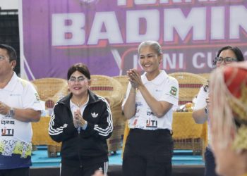 Kapolres Pematangsiantar AKBP Sah Udur T.M. Sitinjak SH. SIK. MH Buka Turnamen Badminton KONI Cup 2025 Memperebutkan Piala Kapolres Pematangsiantar