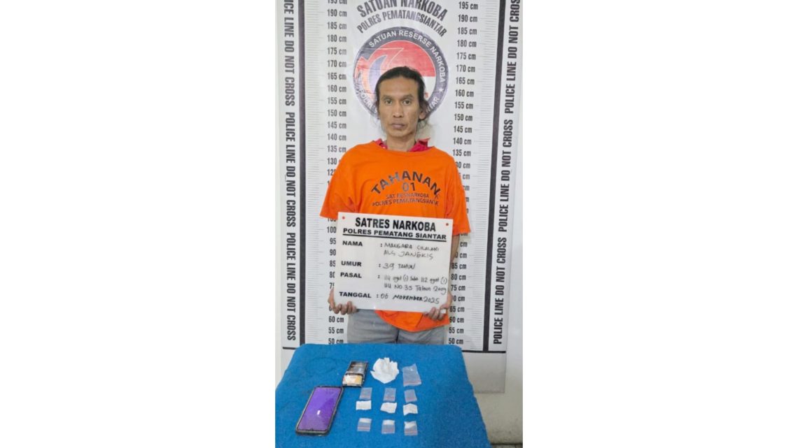 Tersangka MS alias Jangkis dan barang bukti