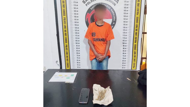 Pelaku FY dan barang buktin sudah diamankan ke Satuan Resnarkoba Polres Simalungun