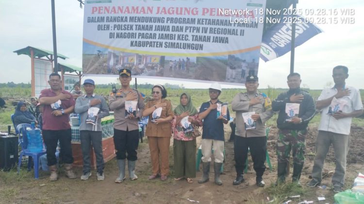 Kapolseķ Tanah Jawa Kompol Asmon Bufitra SH. MH bersama PT PTPN IV Kebun Bahjambi penanaman bibit jagung seluas 108 hektare