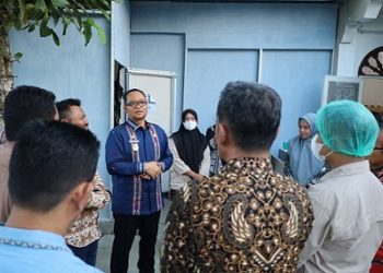 Wakil Wali Kota Tanjungbalai, Muhammad Fadly Abdina didampingi Satgas MBG Tanjungbalai meninjau dapur Satuan Pelayanan Pemenuhan Gizi (SPPG) Jalan Bacang,