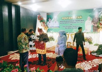 Walikota Tanjungbalai Mahyaruddin Salim Batubara menggelar penyambutan Kejari Tanjungbalai Bobon Robiana SH. MH dan Ketua IAD Ibu Irma Silviani.