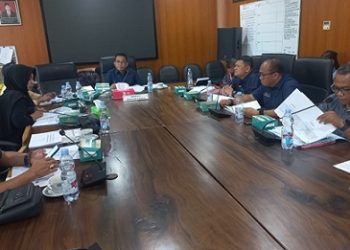 Ketua Komisi 4 DPRD Kota Medan, Paul Mei Anton Simanjuntak saat pimpin Rapat Dengar Pendapat (RDP) bersama Dishub Kota Medan dan PT Logika Garis Elektro (LGE) yang sebelumnya bertindak sebagai pengelola parkir di seputar Jalan Jawa - Jalan Irian. (Foto Ist)