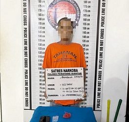 Tersangka BI dan barang bukti