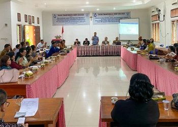 Wali Kota Pematangsiantar Wesly Silalahi SH MKn diwakili Sekda Junaedi Antonius Sitanggang SSTP MSi, saat menghadiri acara Pembukaan Sidang Daerah PGID Kota Pematangsiantar, di Aula Kantor HKBP Distrik V Sumatera Timur, Jalan Gereja Pematangsiantar