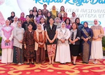 Ketua Dekranasda Kota Pematangsiantar Ny Liswati Wesly Silalahi menghadiri Rakerda Dekranasda Provinsi Sumut