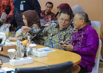 Wali Kota Pematangsiantar Wesly Silalahi SH MKn menghadiri RUPS-LB PT Bank Sumut, yang digelar di Kantor PT Bank Sumut, Jalan Imam Bonjol Kota Medan