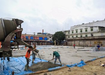 Pembangunan Kios Darurat Pasar Horas Ditarget Selesai sebelum Natal 2025