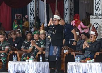 Wali Kota Pematangsiantar Wesly Silalahi SH MKn menghadiri acara Harungguan Bolon, Patampei Sihilap, dan Marsombuh Sihol Tuppuan Damanik Boru Panogolan (TDBP) Siantar–Simalungun