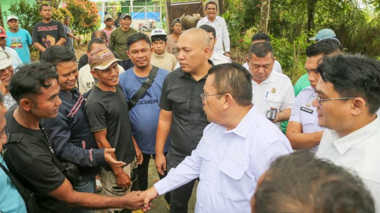 Wali Kota Pematangsiantar Wesly Silalahi SH MKn kunjungi lokasi fasilitas pengolahan sampah dibelakang Terminal Tanjung Pinggir, Kelurahan Tanjung Tongah Kecamatan Siantar Martoba