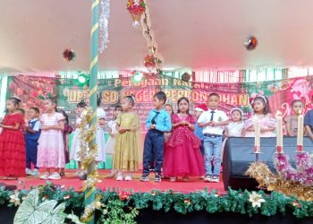 UPTD SD Negeri Percontohan Kota Pematangsiantar Gelar Perayaan Natal