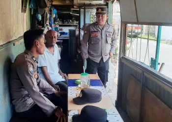 Personil Sat Binmas Sambang Kamtibmas