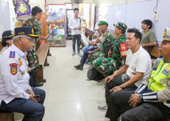 Kadishub.Pematangsiantar Drs Daniel Hamonangan Siregar Sosialisasi ke Perusahaan Otobus (PO) di sekitar Ramayana