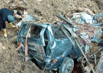 Satuan Brimob Polda Sumut melalui personel SAR Batalyon A Pelopor laksanakan operasi SAR. (Foto Ist)