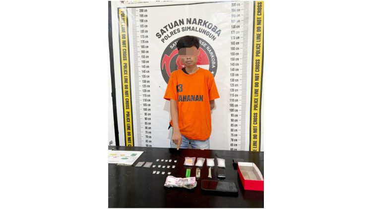 Tersangka Bagus Ardiansyah dan barang bukti