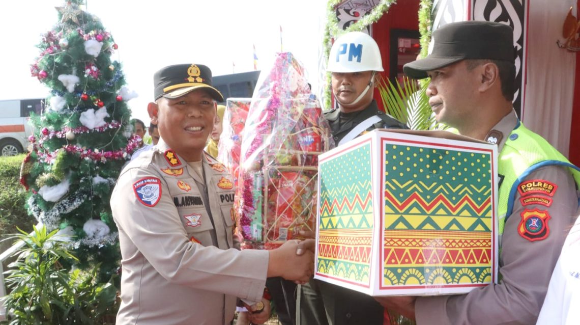 Kapolres Simalungun AKBP Marganda Aritonang, SH, SIK, MM bersama Forkopimda saat kunjungi Pos Pam