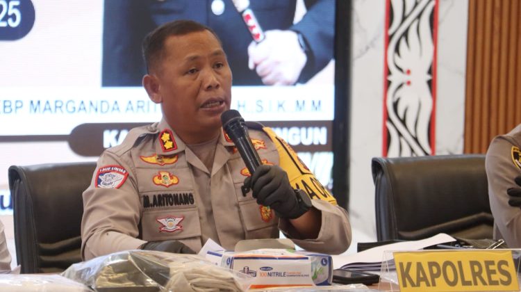 Kapolres Simalungun AKBP Marganda Aritonang, S.H., S.I.K. M.M pimpin Rilis Akhir Tahun 2025