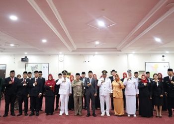 Wali Kota Tanjungbalai, Mahyaruddin Salim melantik 25 Pejabat dilingkungan Pemerintah Kota Tanjungbalai