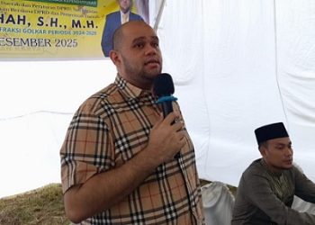 Ketua Fraksi Golkar DPRD Medan El Barino Shah SH MH saat melakukan kegiatan Sosialisasi Perda (Sosper) ke XI Tahun 2025 produk hukum Pemko Medan Perda No 3 Tahun 2021 tentang penyelenggaraan Adminitrasi Kependudukan. (Foto Ist)