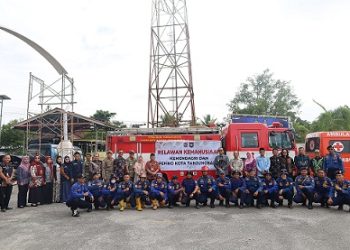 Wakil Walikota Tanjungbalai Muhammad Fadly Abdina Lepas 40 Orang Tim Relawan Bantu Korban Banjir dan Longsor di Aceh Tamiang