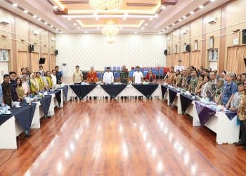 Pemerintah Kabupaten Simalungun menggelar High Level Meeting (HLM) Pengendalian Inflasi Daerah yang melibatkan puluhan stakeholder dari TNI, Polri, Kejaksaan, Bank Indonesia, Bulog, Pertamina, PLN, hingga seluruh OPD