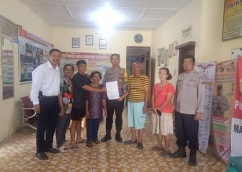 personil piket jaga dan Bhabinkamtibmas selesaikan dugaan selisih paham yang terjadi di jalan Narumondah Atas