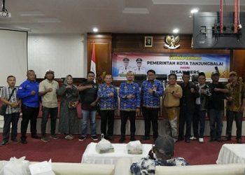 Wali Kota Tanjungbalai, Mahyaruddin Salim temu ramah dengan para insan pers/awak media yang melakukan peliputan di daerah Kota Tanjungbalai