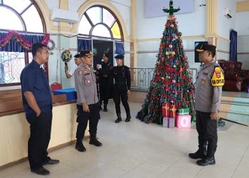 Polres Tanjungbalai dan Brimob Sterilisasi Sejumlah Gereja
