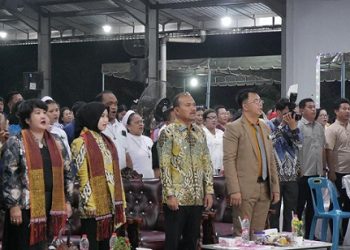 Wali Kota Mahyaruddin Salim dan Wakil Wali Kota Muhammad Fadly Hadiri Perayaan Natal