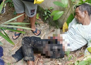 Jenajah pria tanpa identitas saat masih di TKP