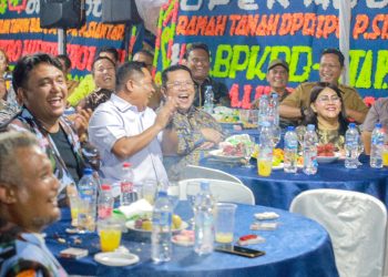 Wali Kota Pematangsiantar Wesly Silalahi SH MKn didampingi Ketua TP PKK Ny Liswati Wesly Silalahi hadiri acara Open House DPD IPK Kota Pematangsiantar.