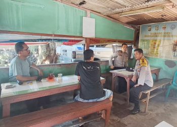 Bhabinkamtibmas Polsek Siantar Timur Patroli di Posko Bersinar Jalan Siantar Timur