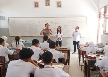 Kasiwas Iptu Arwansyah Batubara Monitoring Distribusi MBG di SMA Negeri 3