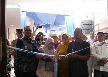 Wali Kota Tanjungbalai, Mahyaruddin Salim meresmikan Satuan pelayanan pemenuhan gizi (SPPG) program makan bergizi gratis (MBG) yakni SPPG Panca dan SPPG Beting, Yayasan Hijrah Bersama Masyarakat Kota Tanjungbalai