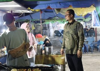 Wakil Walikota Tanjungbalai Muhammad Fadly Abdina Pimpin Penataan Kota dan Penertiban PKL di Kawasan Lapangan Sultan Abdul Jalil Rahmadsyah