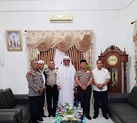 Baru Menjabat, Kapolsek Perdagangan Iptu Patar Banjarnahor SH MH Kunjungan Silaturahmi ke Tokoh Ulama
