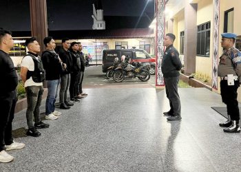 Timsus Dayok Mirah saat menerima arahan dan pembagian tugas